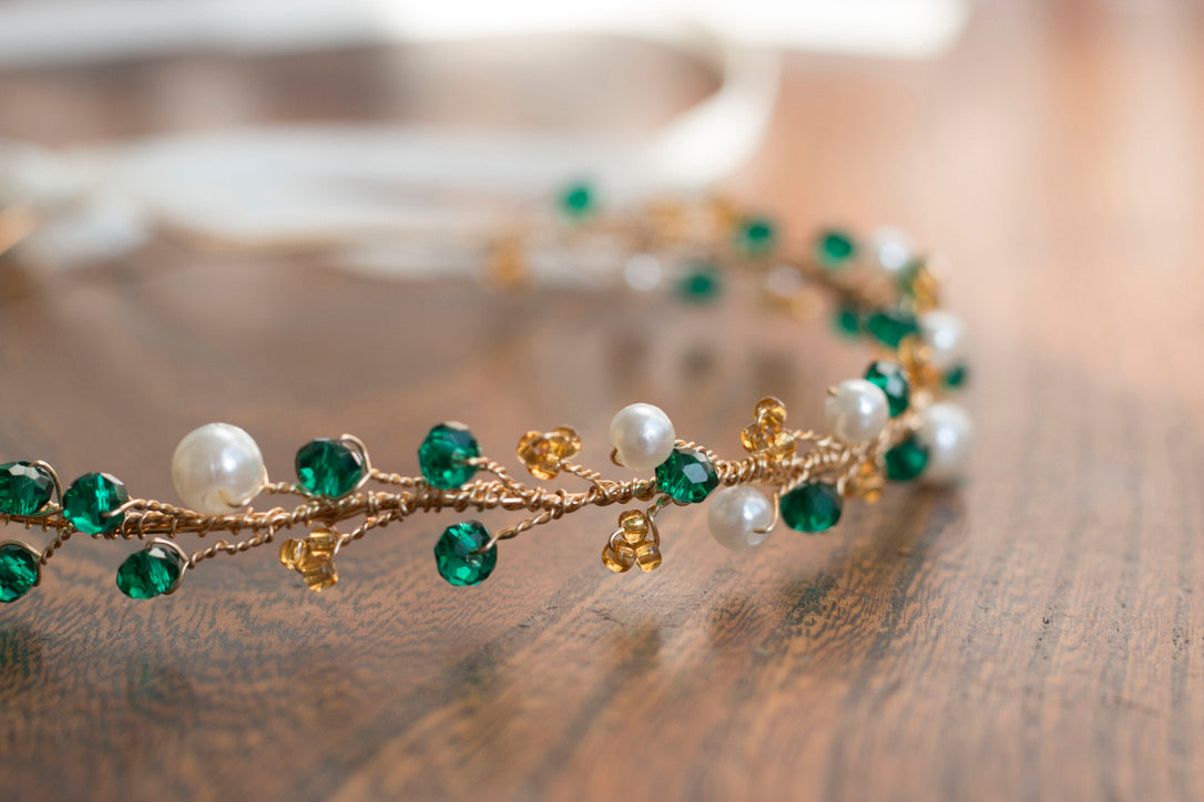 Forest White - Crystal Beads Hairpiece